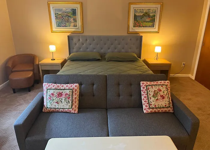 Grand Lake Hotel